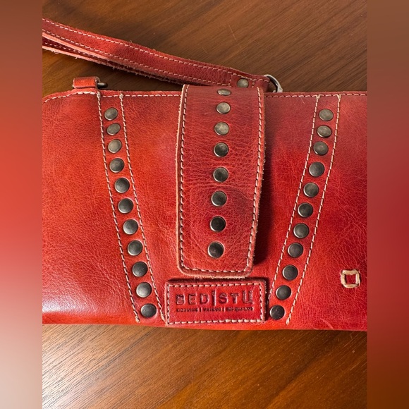 Bed Stu Rustic Red Flee Leather Wristlet - Picture 3 of 9